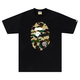 A BATHING APE: Чёрная футболка 