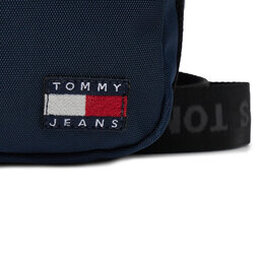 Tommy Jeans: Тёмная сумка Essential