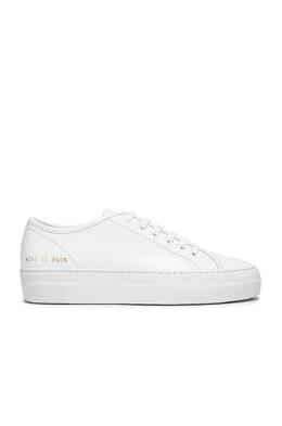 Common Projects: Белые кроссовки  Tournament