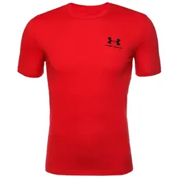 Under Armour: Спортивная футболка 