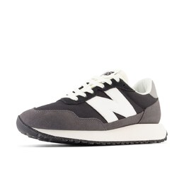 New Balance: Чёрные кроссовки  237