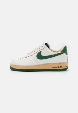 Nike: Зелёные кроссовки  Air Force 1