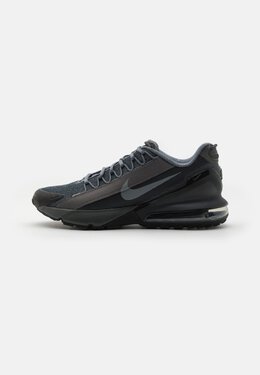 Nike: Тёмные кроссовки  Air Max