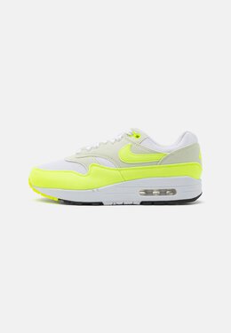 Nike: Белые кроссовки  Air Max 1