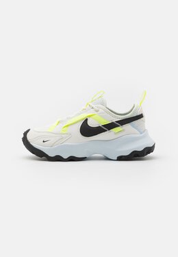 Nike: Чёрные кроссовки 