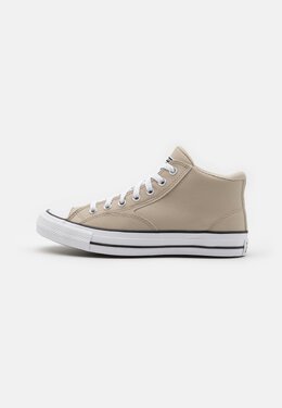 Converse: Белые туфли Chuck Taylor All Star