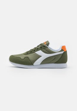 Diadora: Зелёные кроссовки Simple Run