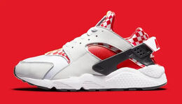 Nike: Красные кроссовки Air Huarache