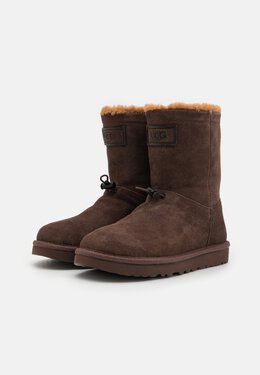 UGG: Ботинки  Classic Short