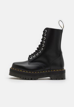 Dr. Martens: Чёрные ботинки 