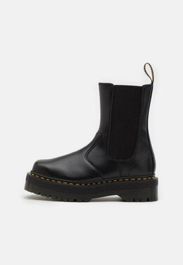 Dr. Martens: Чёрные ботинки 2976