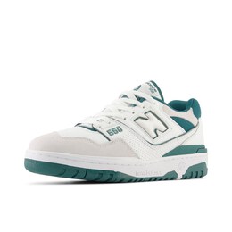New Balance: Белые кроссовки  550