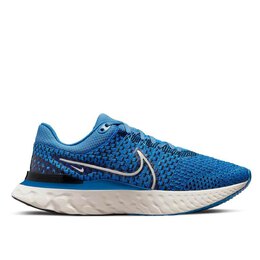 Nike: Серые кроссовки 