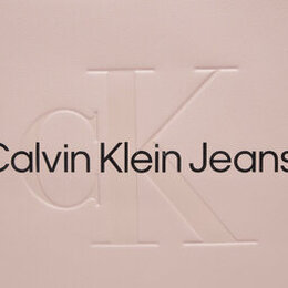 Calvin Klein Jeans: Розовая сумка