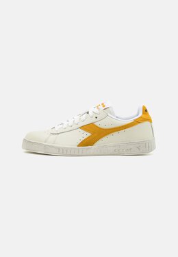 Diadora: Белые кроссовки