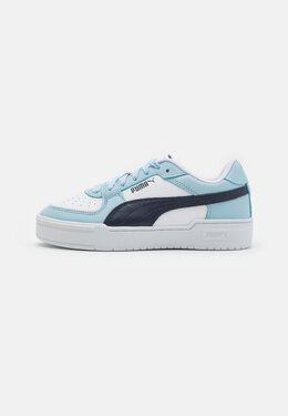 PUMA: Белые кроссовки  Classics