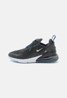 Nike: Серебристые кроссовки  Air Max 270