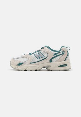 New Balance: Зелёные кроссовки  530