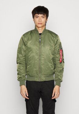 Alpha Industries: Зелёная куртка 