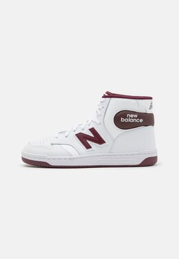 New Balance: Белые кроссовки 