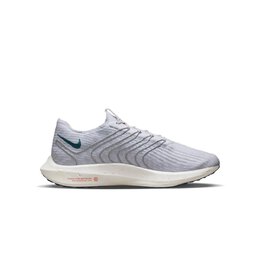 Nike: Серые кроссовки 