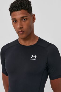 Under Armour: Чёрная футболка 