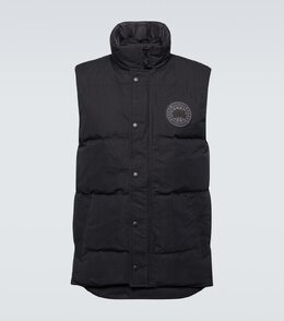 Canada Goose: Чёрный пуховик 