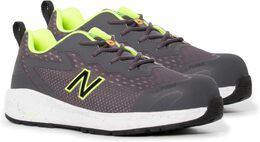New Balance: Серые кроссовки 