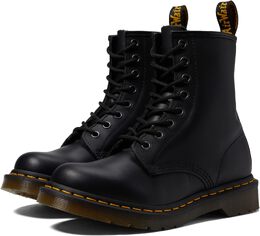 Dr. Martens: Чёрные ботинки  1460