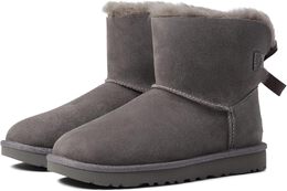 UGG: Серые сапоги Bailey Bow II