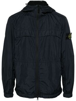 Stone Island: Голубая куртка 