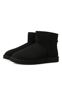 UGG: Чёрные ботинки 