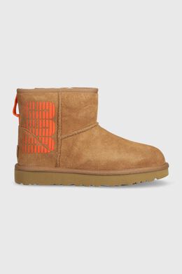 UGG: Коричневые ботинки Classic Mini