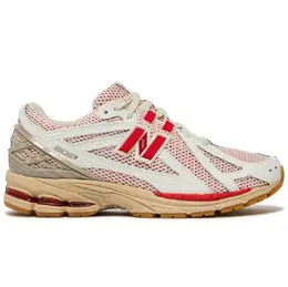 New Balance: Бежевые кроссовки 