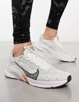 Nike: Серые кроссовки SuperRep Go