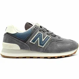 New Balance: Серые кроссовки 