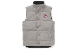 Canada Goose: Серый жилет 