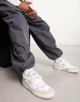 New Balance: Белые кроссовки  550
