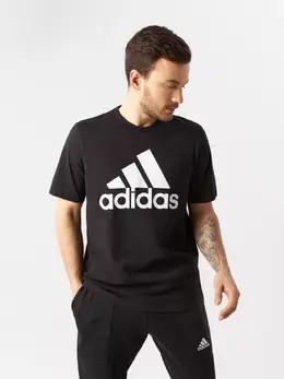 Adidas: Чёрная футболка  Essentials