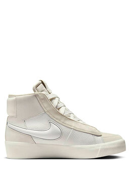 Nike: Белые кроссовки  Blazer Mid