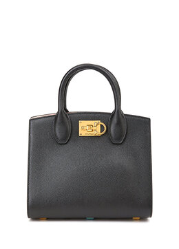 Ferragamo: Чёрная сумка 