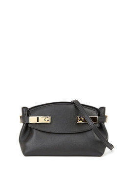 Ferragamo: Чёрная сумка 