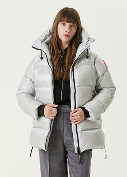 Canada Goose: Белое пальто