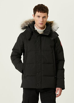 Canada Goose: Чёрное пальто Wyndham