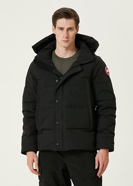 Canada Goose: Чёрная куртка Wyndham