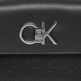 Calvin Klein: Чёрная сумка