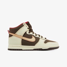 Nike: Коричневые кроссовки  Dunk High SE