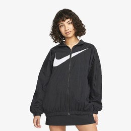 Nike: Многоцветная куртка  Sportswear Essential