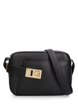FERRAGAMO: Чёрная сумка 