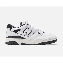 New Balance: Белые кроссовки  550